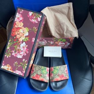 Gucci colourful slippers